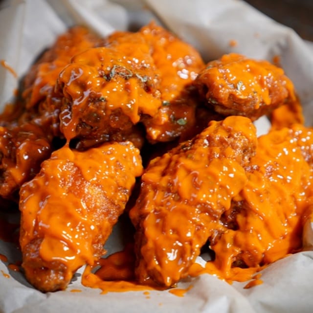 Dave's Famous Wings.